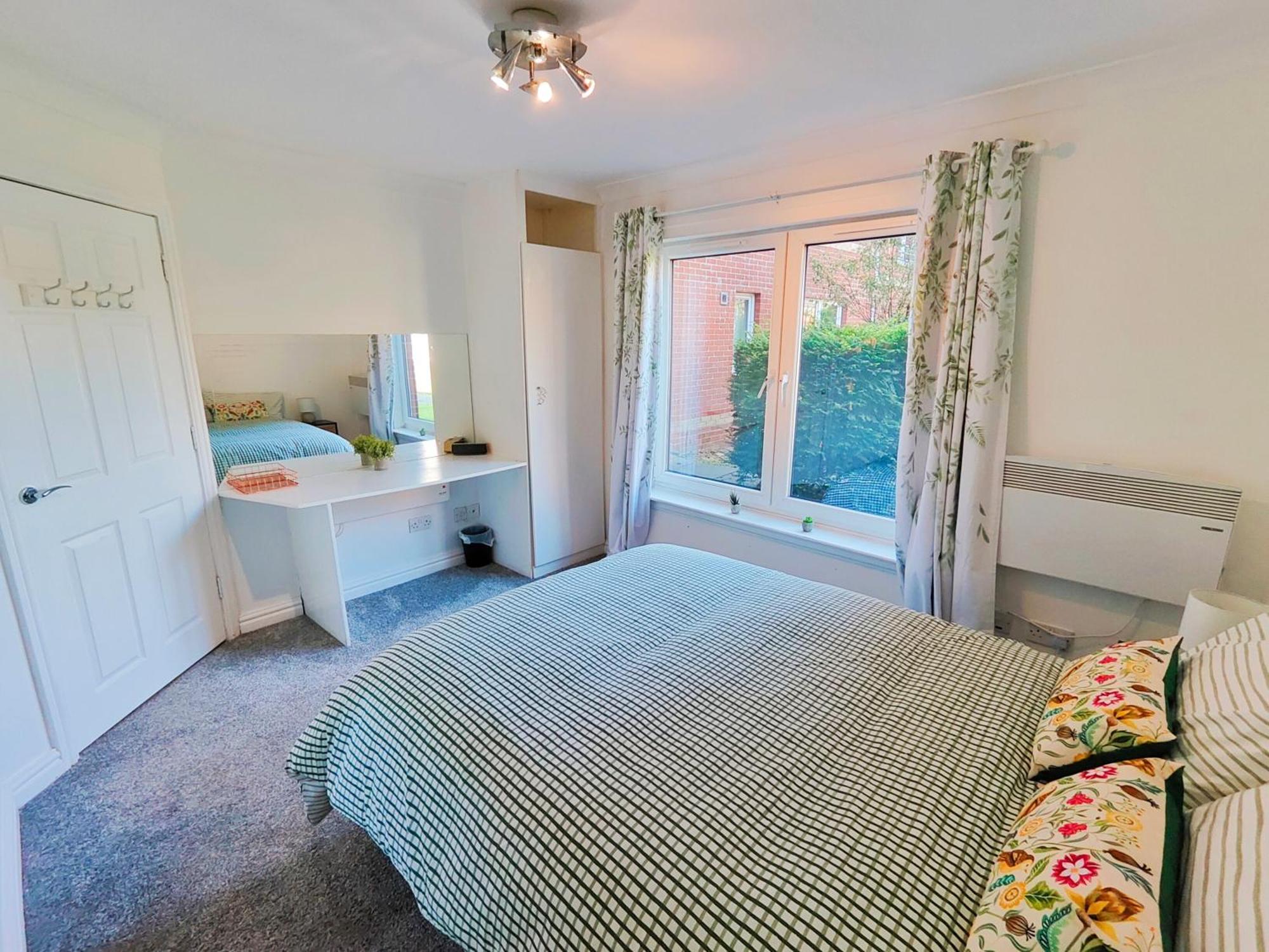 La Casita, Quarry - 2 Bedroom Entire Apartment With Free Parking Glasgow Esterno foto