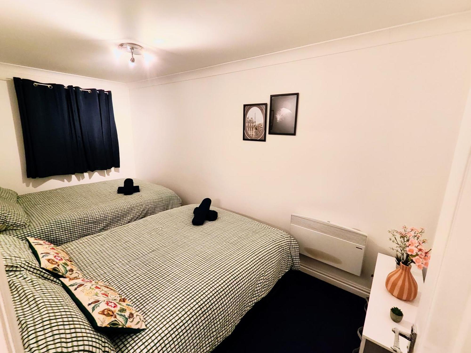 La Casita, Quarry - 2 Bedroom Entire Apartment With Free Parking Glasgow Esterno foto
